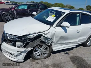 2017 Audi Q3 Premium with VIN WA1BCCFSXHR016914, listed as a IAAI auction lot 41784539 with 94,862 mi miles. Bid and sale history available at carsss.com. Image 6.
