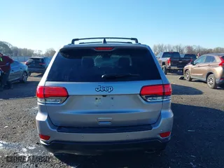 2017 Jeep Grand Cherokee Laredo with VIN 1C4RJEAG3HC890386, listed as a IAAI auction lot 41790836 with 67,166 mi miles. Bid and sale history available at carsss.com. Image 16.