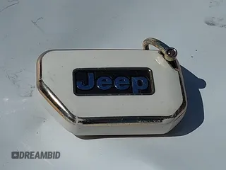 2019 Jeep Wrangler Unlimited Sahara z VIN 1C4HJXEG2KW580253, wystawiony jako IAAI lot #42147018 z przebiegiem 8394 mil mil oraz . Historia ofert i sprzedaży dostępna na DreamBid. Obrazek 11.