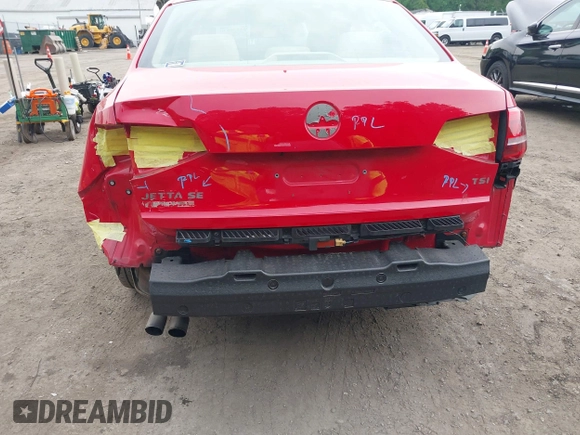 2015 Volkswagen Jetta SE z VIN 3VWD17AJ7FM204019, wystawiony jako IAAI lot #42279830 z przebiegiem 115 901 mil mil oraz . Historia ofert i sprzedaży dostępna na DreamBid. Obrazek 6.