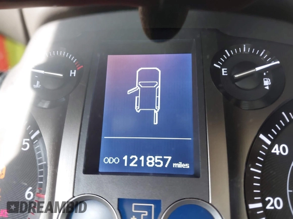 2018 Lexus GX 460 z VIN JTJBM7FX2J5195708, wystawiony jako IAAI lot #42168581 z przebiegiem 121 857 mil mil oraz . Historia ofert i sprzedaży dostępna na DreamBid. Obrazek 16.