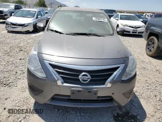 2016 Nissan Versa SV z VIN 3N1CN7AP1GL871542, wystawiony jako Copart lot #59985745 z przebiegiem 70 484 mil mil oraz Czysty tytuł • Clean title. Historia ofert i sprzedaży dostępna na DreamBid. Obrazek 5.