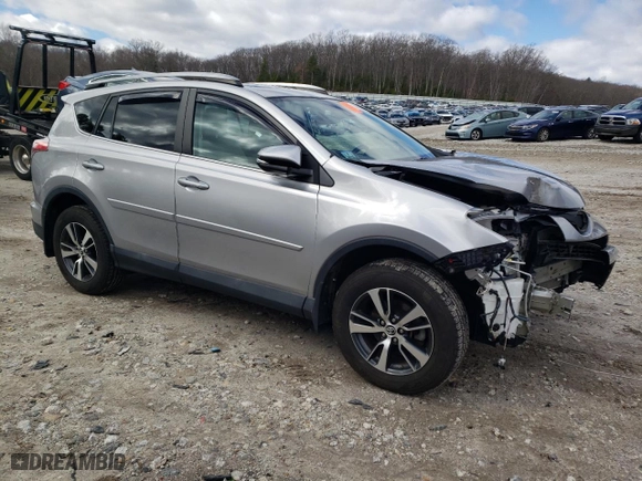 2017 Toyota RAV4 XLE with VIN 2T3RFREV3HW600551, listed as a Copart auction lot 50190985 with 40,828 mi miles and Salvage Title. Bid and sale history available at carsss.com. Image 4.