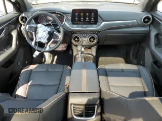 2024 Chevrolet Blazer Premier z VIN 3GNKBLR44RS164147, wystawiony jako Copart lot #71015534 z przebiegiem 15 779 mil mil oraz Szkoda całkowita • Salvage title. Historia ofert i sprzedaży dostępna na DreamBid. Obrazek 8.