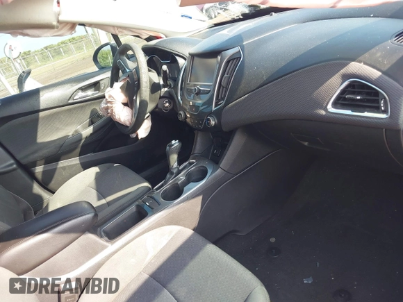 2017 Chevrolet Cruze LT with VIN 1G1BE5SM4H7139552, listed as a IAAI auction lot 41900544 with 131,529 mi miles and . Bid and sale history available at DreamBid. Image 5.