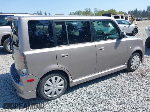 2005 Scion xB with VIN JTLKT324950220945, listed as a IAAI auction lot 42090170 with 182,235 mi miles. Bid and sale history available at carsss.com. Image 4.