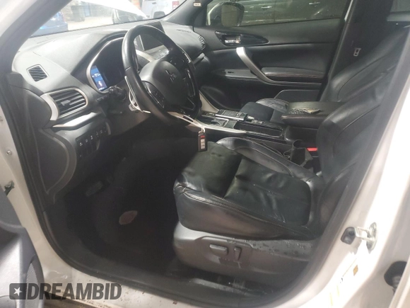 2020 Mitsubishi Eclipse Cross SE z VIN JA4AT5AA3LZ029373, wystawiony jako Copart lot #86059134 z przebiegiem 74 993 mil mil oraz Szkoda całkowita • Salvage title. Historia ofert i sprzedaży dostępna na DreamBid. Obrazek 7.