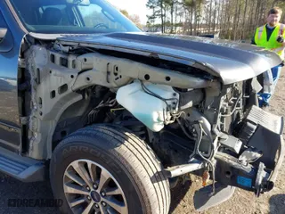 2017 Ford Expedition EL XLT with VIN 1FMJK1HT5HEA02260, listed as a IAAI auction lot 41215077 with 180,000 mi miles. Bid and sale history available at carsss.com. Image 6.