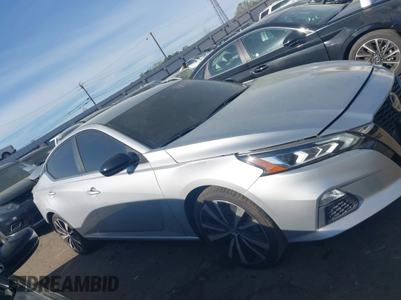 2020 Nissan Altima SR with VIN 1N4BL4CV0LC209584, listed as a IAAI auction lot 41900005 with 74,540 mi miles and . Bid and sale history available at carsss.com. Image 13.