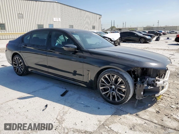 2022 BMW 7 Series 740i with VIN WBA7T2C01NCK41405, listed as a Copart auction lot 50586975 with 45,454 mi miles and Salvage Title. Bid and sale history available at carsss.com. Image 4.
