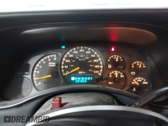 2001 Chevrolet Tahoe LS with VIN 1GNEK13T31R114154, listed as a IAAI auction lot 41387339 with 204,353 mi miles. Bid and sale history available at carsss.com. Image 7.