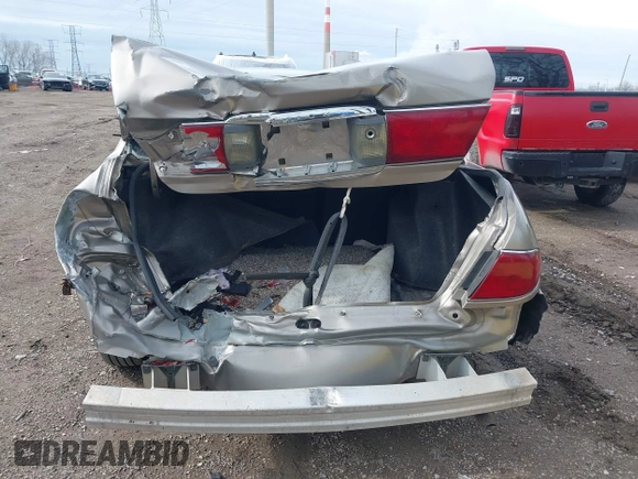 2001 Buick LeSabre Custom with VIN 1G4HP54K21U228112, listed as a IAAI auction lot 41963822 with Not Provided miles and . Bid and sale history available at carsss.com. Image 17.