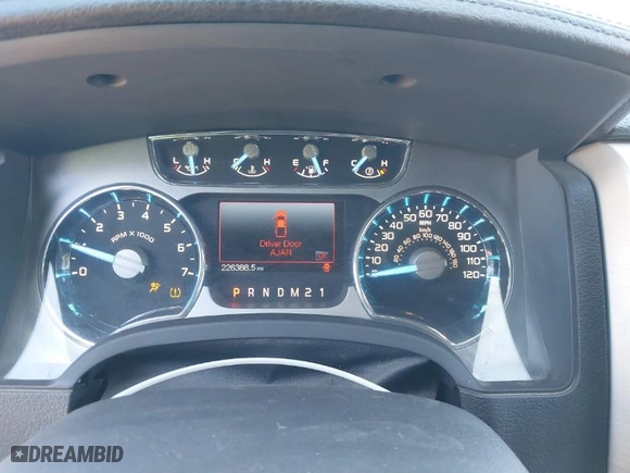 2012 Ford F-150 XL with VIN 1FTFW1ET5CFA52811, listed as a IAAI auction lot 41851091 with 226,388 mi miles. Bid and sale history available at carsss.com. Image 7.