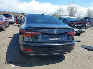 2019 Volkswagen Jetta SEL z VIN 3VWE57BU1KM060382, wystawiony jako IAAI lot #42048630 z przebiegiem 68 089 mil mil oraz . Historia ofert i sprzedaży dostępna na DreamBid. Obrazek 17.
