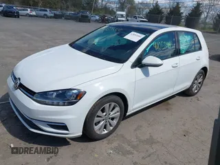 2021 Volkswagen Golf TSI z VIN 3VWG57AU4MM008113, wystawiony jako IAAI lot #42053444 z przebiegiem 24 449 mil mil oraz . Historia ofert i sprzedaży dostępna na DreamBid. Obrazek 17.