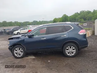 2015 Nissan Rogue SL z VIN 5N1AT2MV4FC885612, wystawiony jako IAAI lot #42381098 z przebiegiem 124 068 mil mil oraz . Historia ofert i sprzedaży dostępna na DreamBid. Obrazek 14.