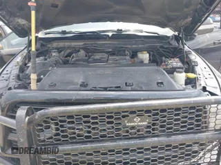 2018 Ram 2500 Laramie with VIN 3C6UR5NLXJG256688, listed as a IAAI auction lot 42168537 with 214,596 mi miles and . Bid and sale history available at DreamBid. Image 10.