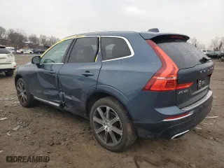 2021 Volvo XC60 Inscription with VIN YV4102RL1M1886615, listed as a Copart auction lot 46602505 with 35,260 mi miles and Salvage Title. Bid and sale history available at carsss.com. Image 2.