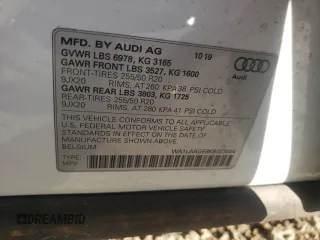 2019 Audi e-tron Premium Plus z VIN WA1LAAGE8KB023044, wystawiony jako Copart lot #65037782 z przebiegiem Nie podano mil oraz . Historia ofert i sprzedaży dostępna na DreamBid. Obrazek 10.
