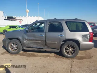 2008 Chevrolet Tahoe LTZ с VIN 1GNFC13008R192473, выставлен на аукционе IAAI как лот 41353411 с пробегом 163 581 миль миль и . История ставок и продаж доступна на DreamBid. Изображение 14.