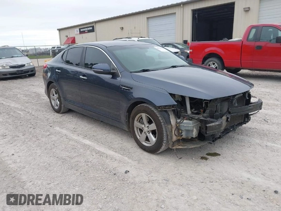 2015 Kia Optima LX z VIN 5XXGM4A79FG441283, wystawiony jako IAAI lot #40834778 z przebiegiem 210 110 mil mil oraz . Historia ofert i sprzedaży dostępna na DreamBid. Obrazek 1.