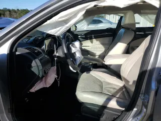 2016 Chrysler 300 with VIN 2C3CCAEG5GH105935, listed as a Copart auction lot 45268505 with 141,721 mi miles and Salvage Title. Bid and sale history available at carsss.com. Image 7.