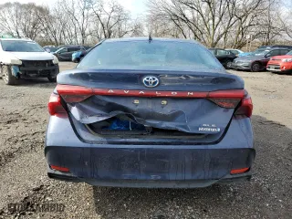 2019 Toyota Avalon Hybrid Limited with VIN 4T1B21FB7KU009366, listed as a Copart auction lot 46739045 with 70,832 mi miles and Salvage Title. Bid and sale history available at carsss.com. Image 6.