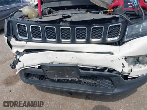 2018 Jeep Compass Altitude with VIN 3C4NJCBB1JT151808, listed as a IAAI auction lot 42402585 with 145,422 mi miles and . Bid and sale history available at DreamBid. Image 6.