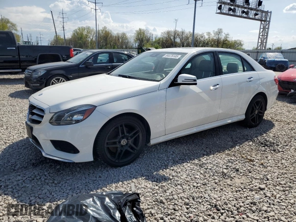 2014 Mercedes-Benz E E 350 Luxury with VIN WDDHF8JB0EA970521, listed as a Copart auction lot 54479105 with 139,854 mi miles and Salvage Title. Bid and sale history available at carsss.com. Image 1.