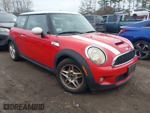2007 MINI Hardtop S with VIN WMWMF73597TT83782, listed as a IAAI auction lot 41120914 with 80,249 mi miles and . Bid and sale history available at DreamBid. Image 1.