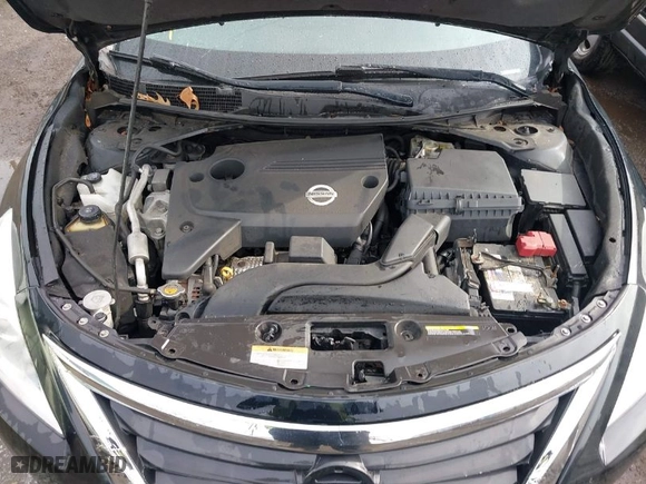2013 Nissan Altima 2.5 SL with VIN 1N4AL3AP6DC120548, listed as a IAAI auction lot 41948141 with 257,801 mi miles. Bid and sale history available at carsss.com. Image 10.