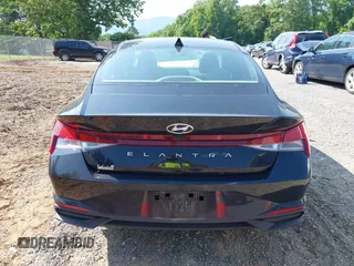 2023 Hyundai Elantra SE with VIN KMHLL4AG9PU384818, listed as a IAAI auction lot 42399244 with 35,358 mi miles and . Bid and sale history available at DreamBid. Image 16.