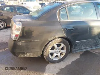 2005 Nissan Altima S z VIN 1N4AL11D65C319966, wystawiony jako IAAI lot #41399601 z przebiegiem 242 984 mil mil oraz . Historia ofert i sprzedaży dostępna na DreamBid. Obrazek 12.