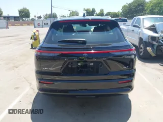 2025 Toyota Crown XLE с VIN JTDACAAJ4S3013344, выставлен на аукционе IAAI как лот 42453453 с пробегом 10 607 миль миль и . История ставок и продаж доступна на DreamBid. Изображение 17.