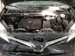 2018 Toyota Sienna LE with VIN 5TDJZ3DC7JS205622, listed as a Copart auction lot 37361044 with 50,162 mi miles and Salvage title. Bid and sale history available at DreamBid. Image 11.