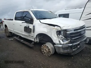 2022 Ford F-350 XL with VIN 1FT8W3BT4NED76141, listed as a Copart auction lot 45808095 with 58,568 mi miles and Salvage title. Bid and sale history available at DreamBid. Image 4.