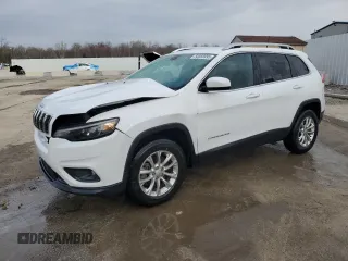 2019 Jeep Cherokee Latitude with VIN 1C4PJMCB9KD238151, listed as a Copart auction lot 50569995 with 121,833 mi miles and Salvage Title. Bid and sale history available at carsss.com. Image 1.