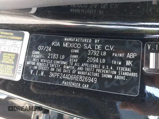 2024 Kia Forte LXS z VIN 3KPF24AD6RE826949, wystawiony jako IAAI lot #42078753 z przebiegiem 13 679 mil mil oraz . Historia ofert i sprzedaży dostępna na DreamBid. Obrazek 9.