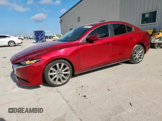 2020 Mazda 3 Select z VIN 3MZBPACL2LM133633, wystawiony jako Copart lot #61866975 z przebiegiem 27 761 mil mil oraz Szkoda całkowita • Salvage title. Historia ofert i sprzedaży dostępna na DreamBid. Obrazek 1.