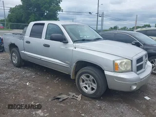 2006 Dodge Dakota SLT with VIN 1D7HE48N76S616874, listed as a IAAI auction lot 42544938 with Not provided miles and . Bid and sale history available at DreamBid. Image 1.