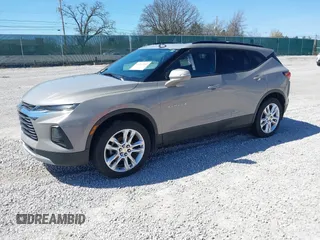 2021 Chevrolet Blazer LT z VIN 3GNKBDR47MS560250, wystawiony jako IAAI lot #41863483 z przebiegiem 69 207 mil mil oraz . Historia ofert i sprzedaży dostępna na DreamBid. Obrazek 18.
