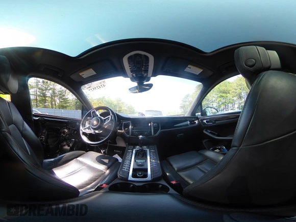 2015 Porsche Macan S with VIN WP1AB2A5XFLB63720, listed as a IAAI auction lot 42423527 with 118,636 mi miles and . Bid and sale history available at DreamBid. Image 18.