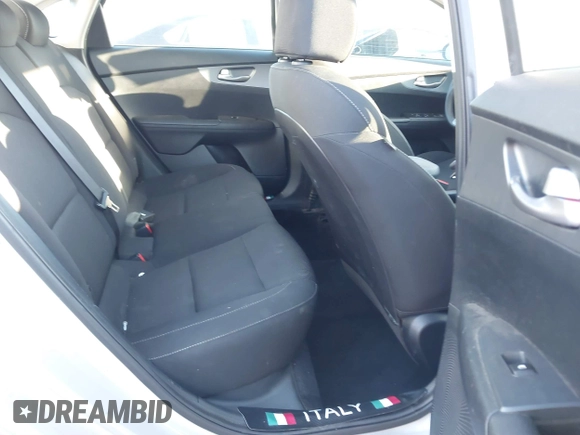 2019 Kia Forte LXS with VIN 3KPF24AD5KE130637, listed as a IAAI auction lot 41814708 with 130,012 mi miles. Bid and sale history available at carsss.com. Image 8.