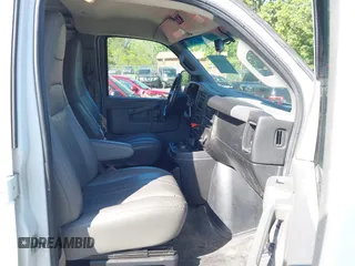 2017 Chevrolet Express Cargo with VIN 1GCZGHFF2H1117517, listed as a IAAI auction lot 42126231 with 289,653 mi miles and . Bid and sale history available at DreamBid. Image 5.