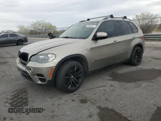 2011 BMW X5 35d z VIN 5UXZW0C57BL368978, wystawiony jako Copart lot #53004325 z przebiegiem 165 970 mil mil oraz Czysty tytuł • Clean title. Historia ofert i sprzedaży dostępna na DreamBid. Obrazek 1.
