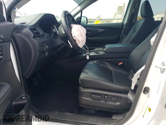 2025 Honda Ridgeline RTL z VIN 5FPYK3F53SB012947, wystawiony jako Copart lot #50899455 z przebiegiem Nie podano mil oraz Szkoda całkowita • Salvage title. Historia ofert i sprzedaży dostępna na DreamBid. Obrazek 14.