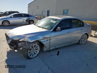 2011 BMW 3 Series 328i z VIN WBAPH7G51BNN02178, wystawiony jako Copart lot #57869015 z przebiegiem 166 457 mil mil oraz Szkoda całkowita • Salvage title. Historia ofert i sprzedaży dostępna na DreamBid. Obrazek 1.