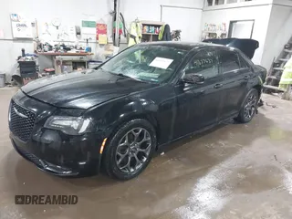 2016 Chrysler 300 with VIN 2C3CCAGG6GH287822, listed as a IAAI auction lot 41637637 with 125,604 mi miles. Bid and sale history available at carsss.com. Image 18.