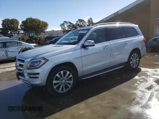 2015 Mercedes-Benz GL-Class GL 450 with VIN 4JGDF6EEXFA460305, listed as a Copart auction lot 43785293 with 58,624 mi miles. Bid and sale history available at carsss.com. Image 1.