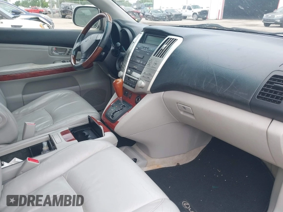 2004 Lexus RX 330 with VIN JTJHA31U640033199, listed as a IAAI auction lot 41990408 with 199,160 mi miles and . Bid and sale history available at DreamBid. Image 5.